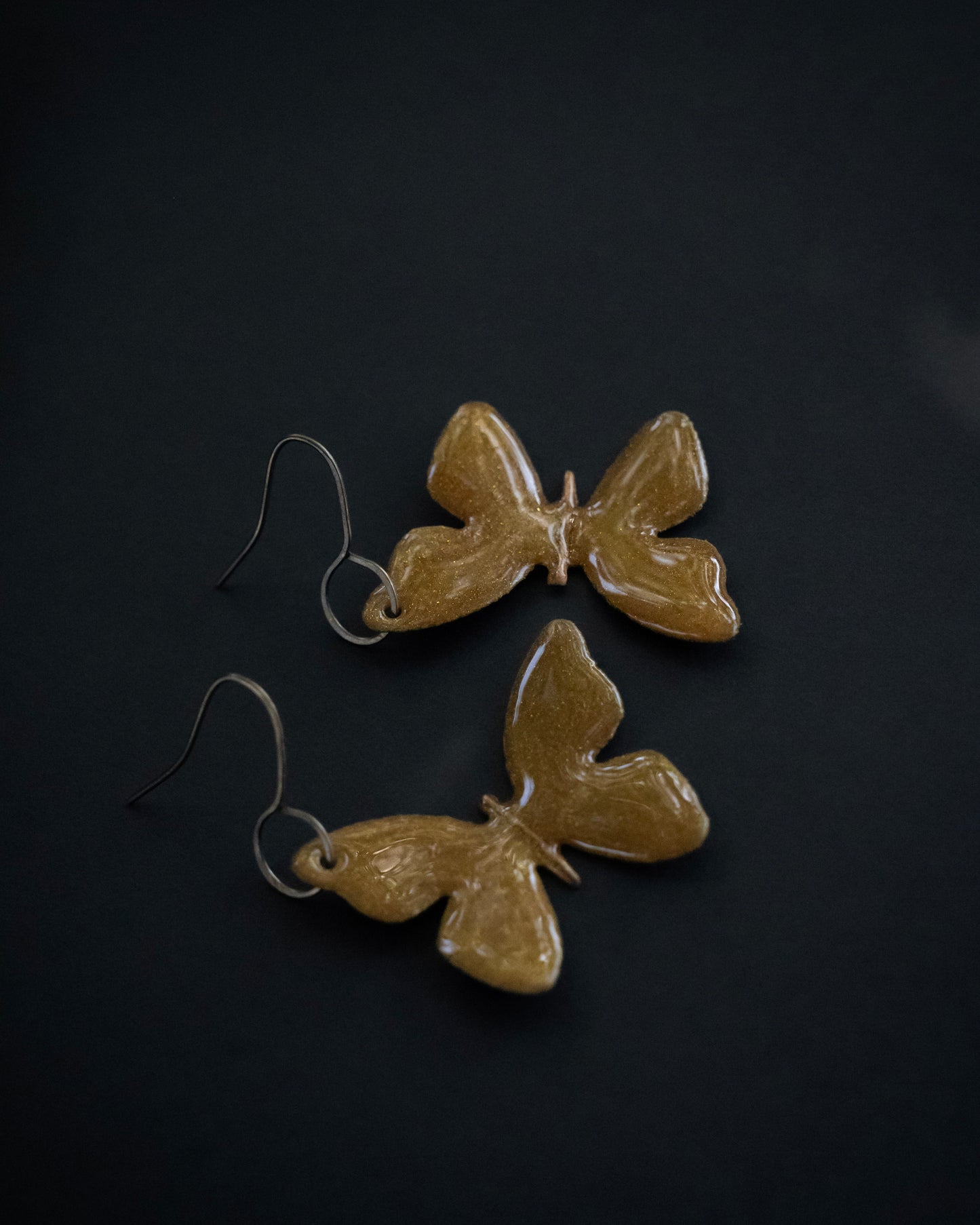 Antique Brown Glittery Sage Magnolia
